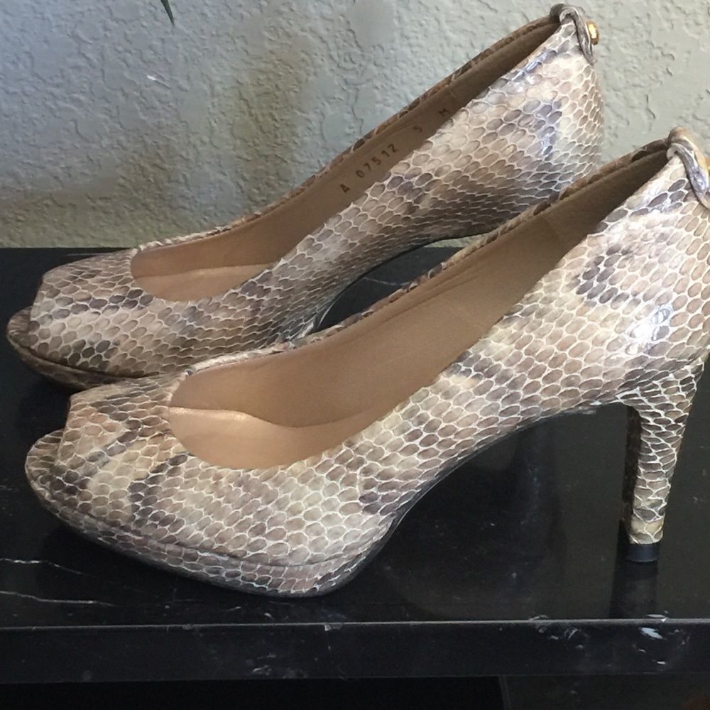 Stuart Weitzman Loopthru Pumps Sneak Leather 5 M - Picture 5 of 7